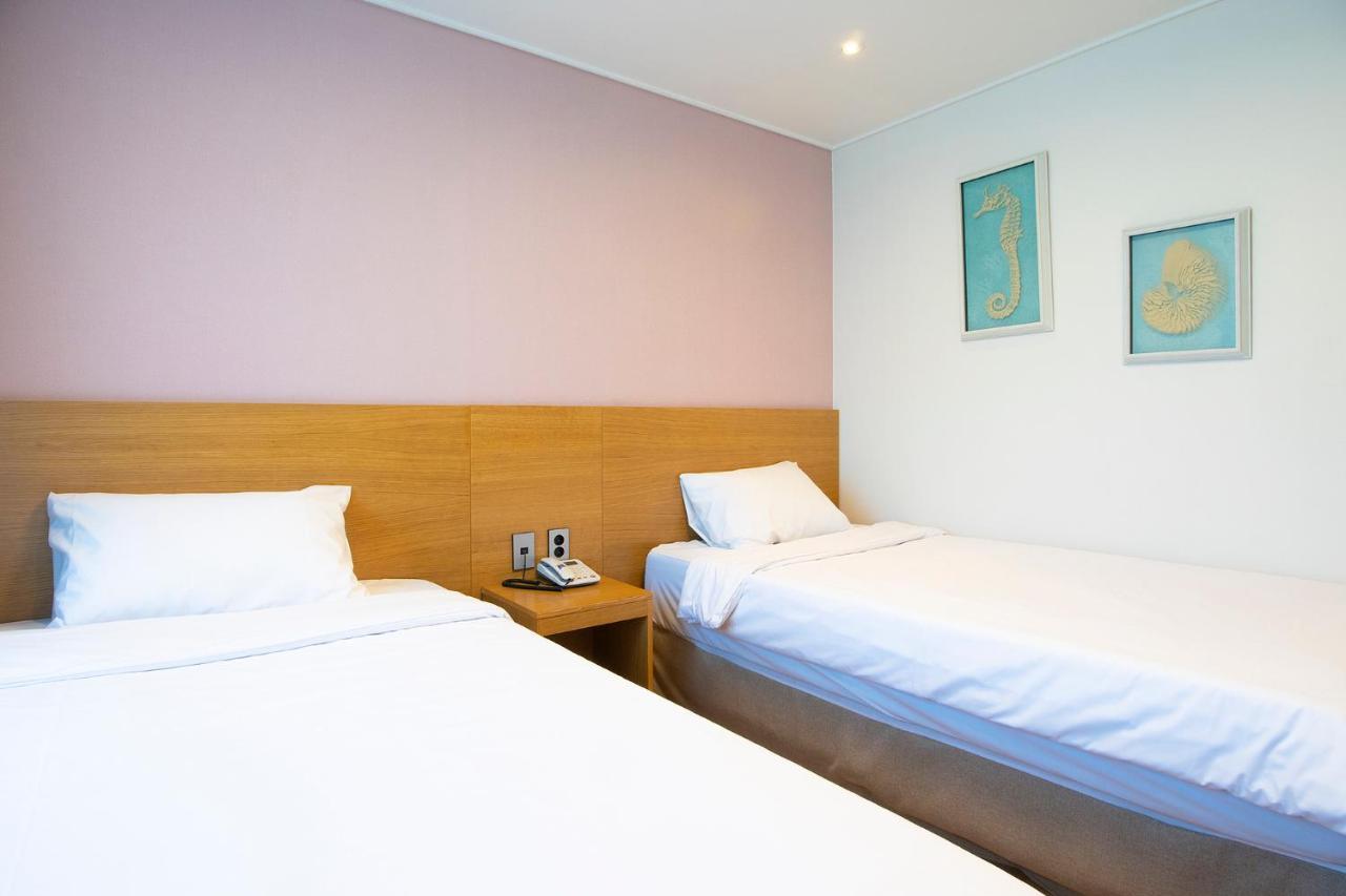 Sims Hotel Jeju Eksteriør billede