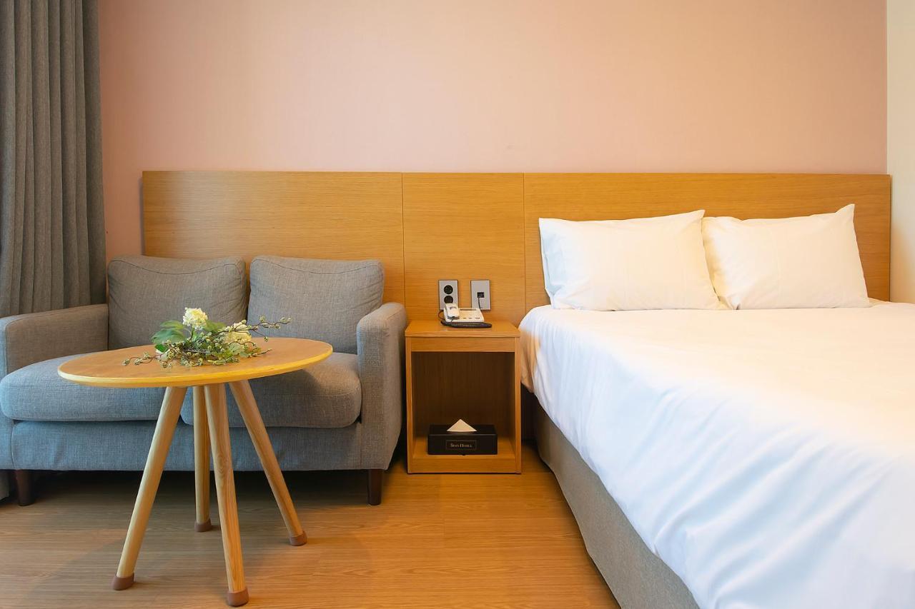 Sims Hotel Jeju Eksteriør billede